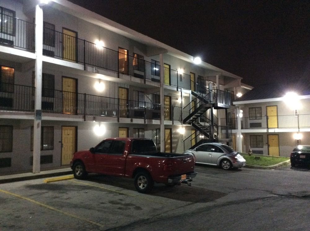 Motel 6 San Antonio, Tx I-35 North Corridor المظهر الخارجي الصورة